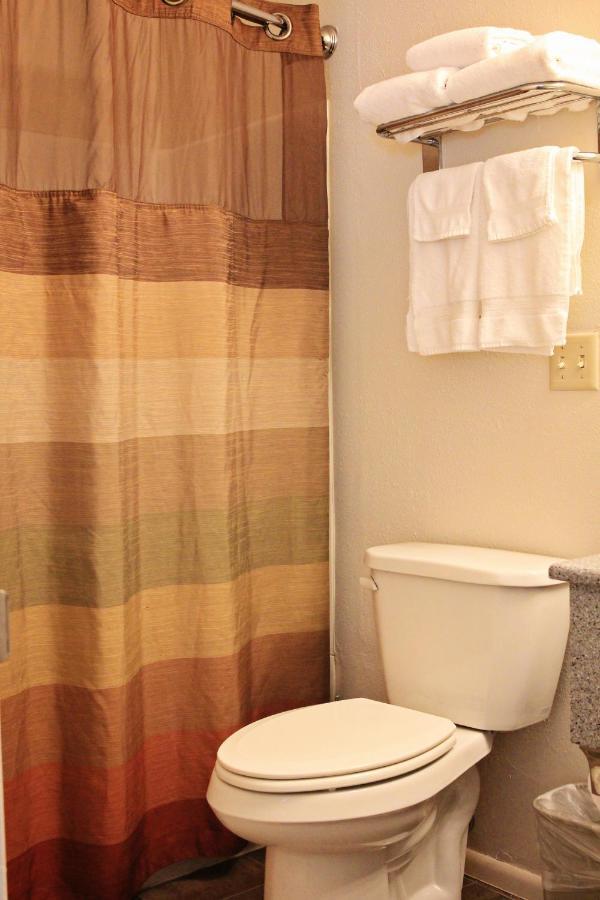 King Room,1218686872:JPEG