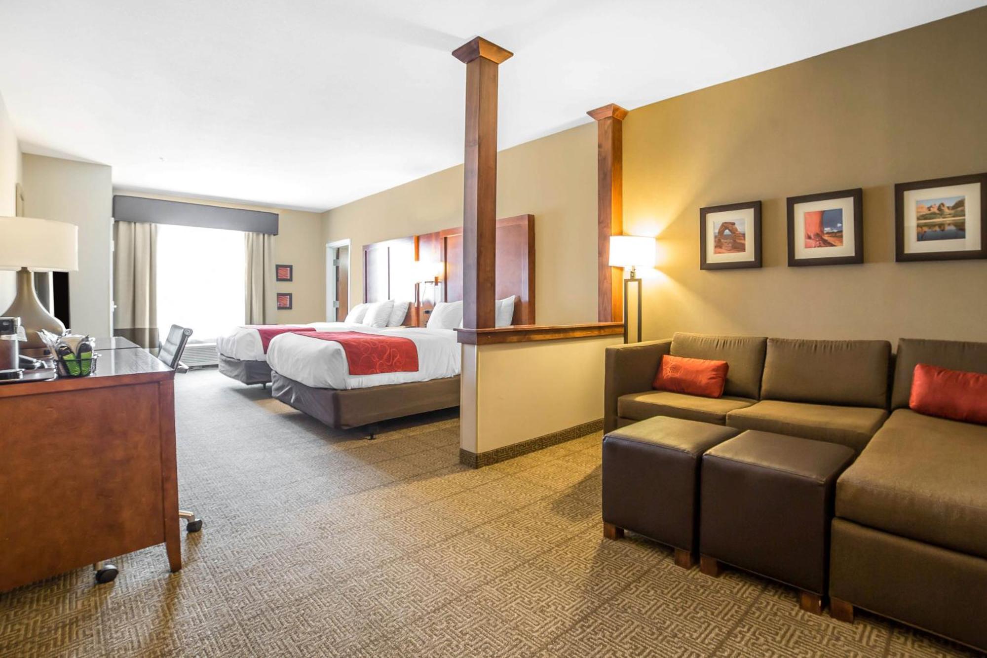 Superior Queen Suite Two Queen Beds Non-Smoking