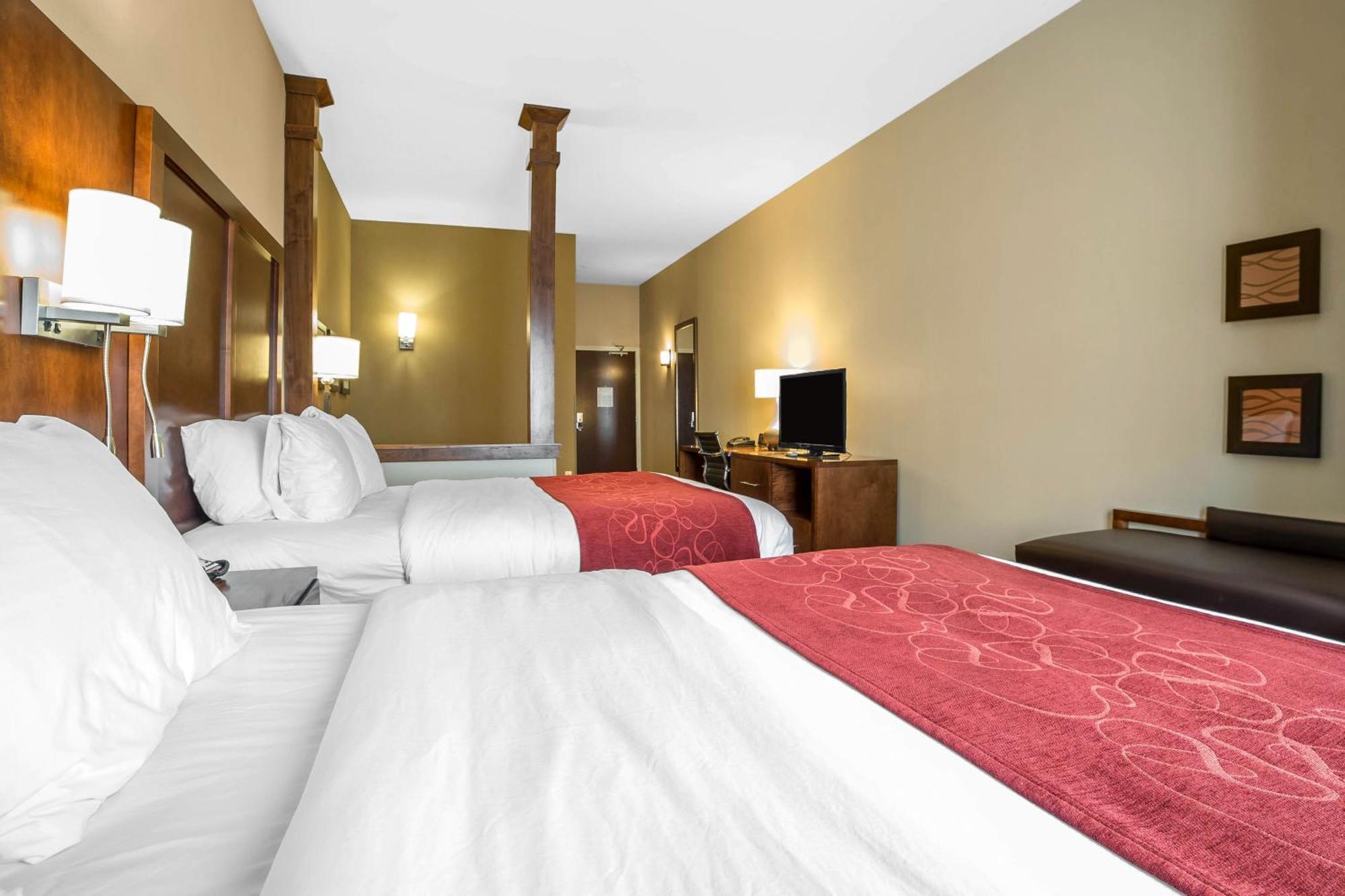 Superior Queen Suite Two Queen Beds Non-Smoking