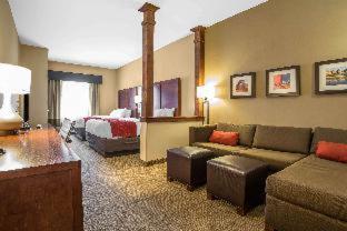 Superior Queen Suite Two Queen Beds Non-Smoking