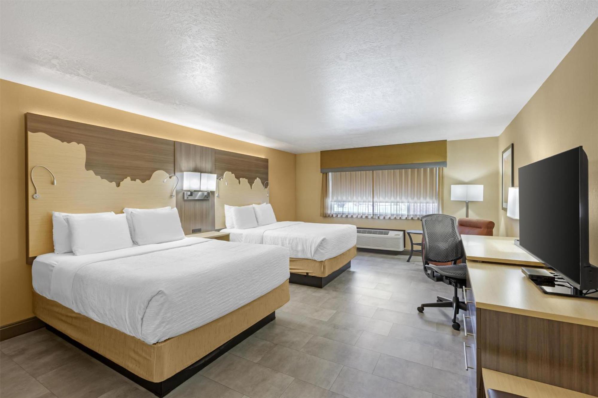Queen Room Two Queen Beds Bath Tub Disability Access or Non-Smoking