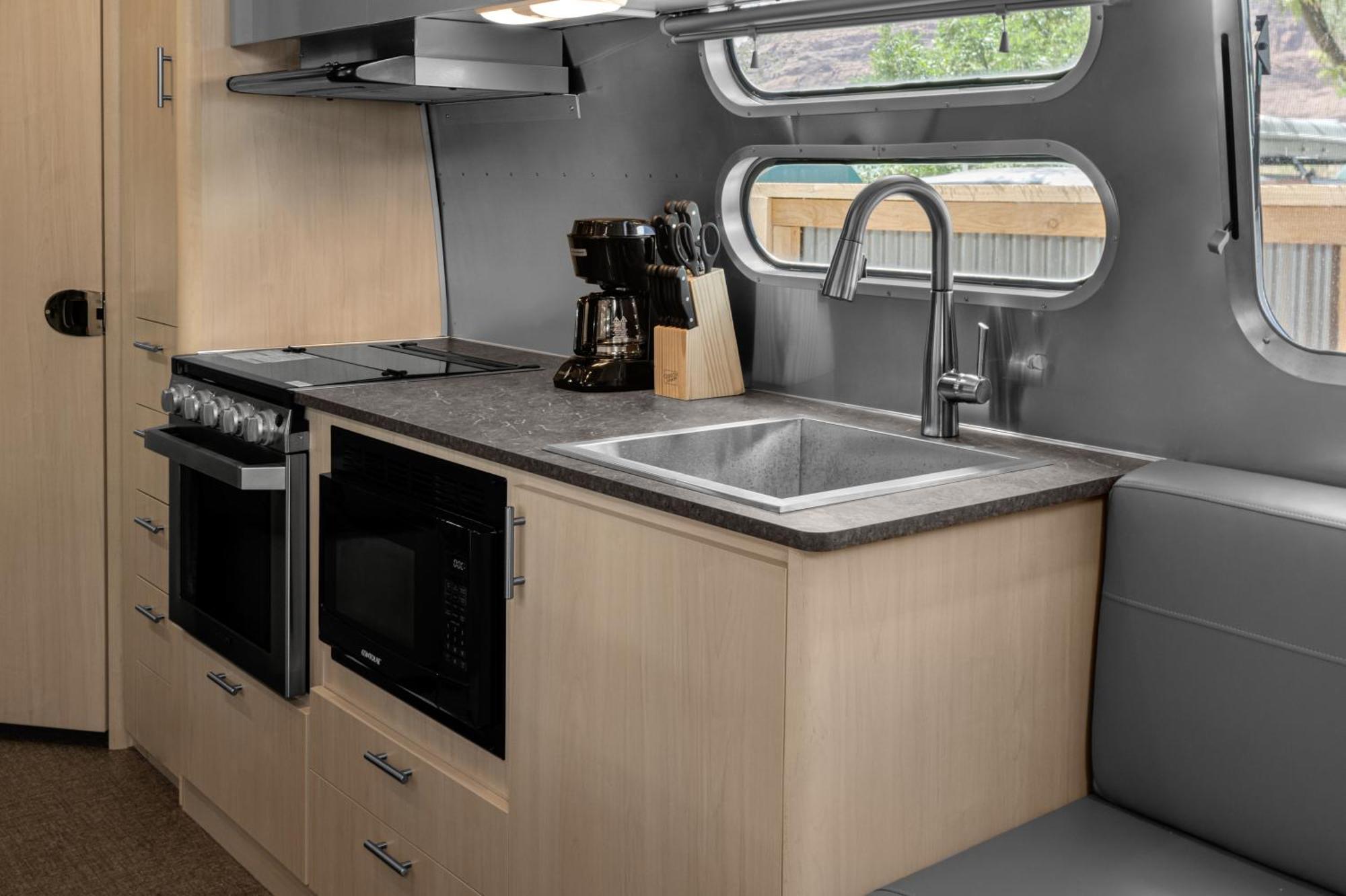 Airstream Rental w or Short Queen Full Small Twin