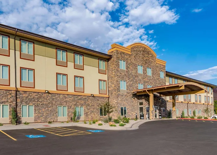 Wingate By Wyndham Moab Hotel