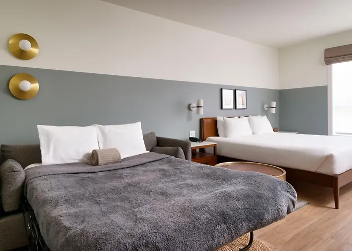 Gravity Haus Moab Hotel